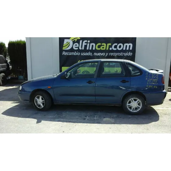 SEAT CORDOBA BERLINA (6K2) '1998 CLX AZUL