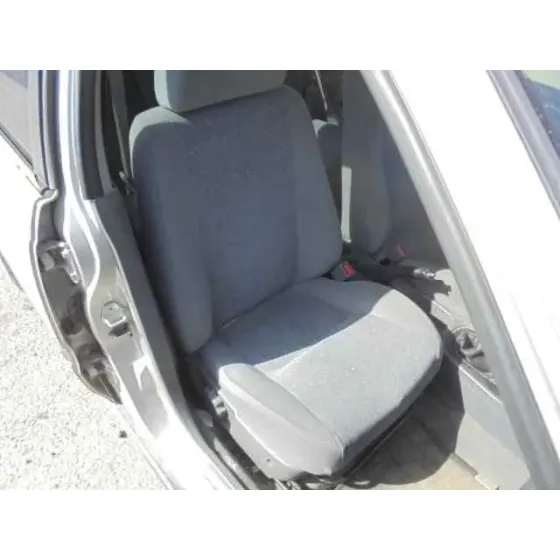 MG ROVER SERIE 400 (RT) '1997 414 I (5-PTAS.) GRIS