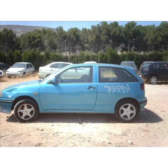 SEAT IBIZA (6K) '1996 BASICO AZUL
