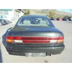 NISSAN MAXIMA QX (A32) '1996 2,0 SLX (1997) VERDE