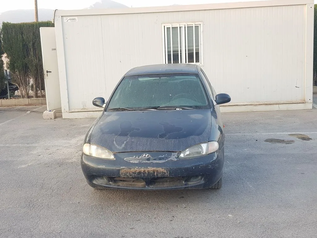 HYUNDAI LANTRA BERLINA (RD) '1997 1.6 GL AZUL