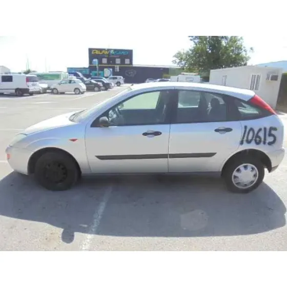 FORD FOCUS BERLINA (CAK) '1999 AMBIENTE GRIS