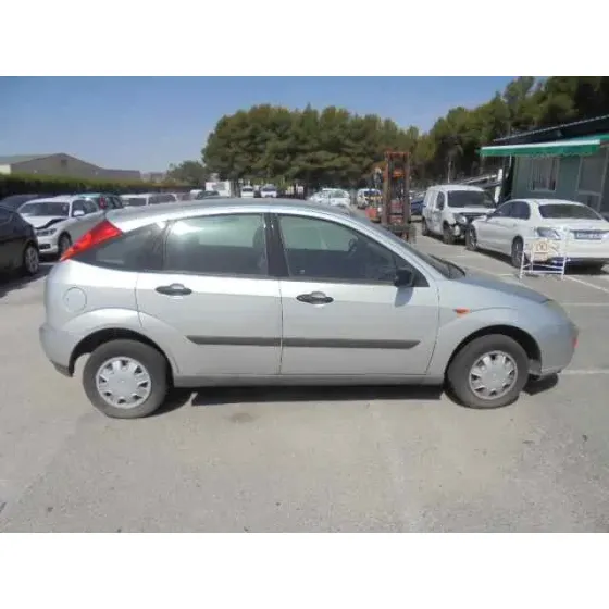 FORD FOCUS BERLINA (CAK) '1999 AMBIENTE GRIS