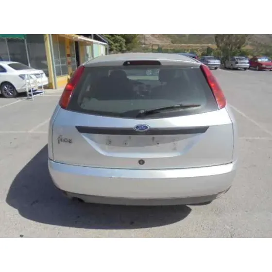 FORD FOCUS BERLINA (CAK) '1999 AMBIENTE GRIS