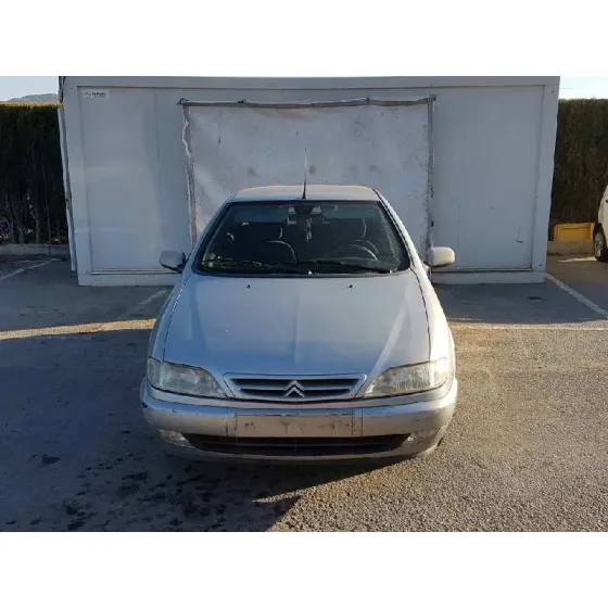 CITROEN XSARA BERLINA '1999 1.6 LX GRIS