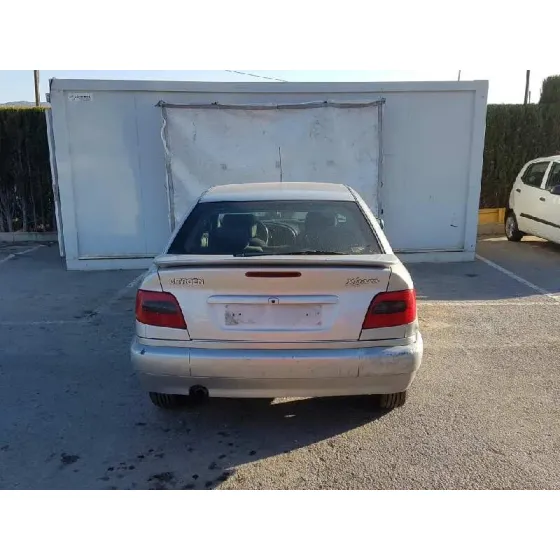 CITROEN XSARA BERLINA '1999 1.6 LX GRIS