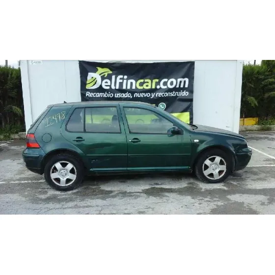 VOLKSWAGEN GOLF IV BERLINA (1J1) '2000 BASICO VERDE