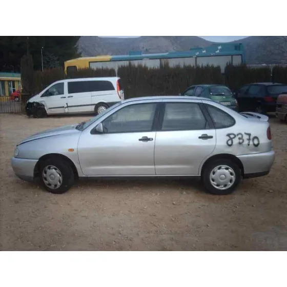 SEAT CORDOBA BERLINA (6K2) '1997 DREAM GRIS