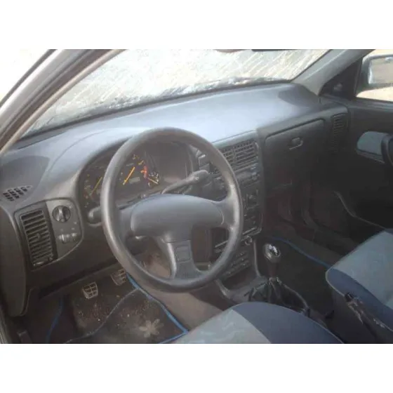 SEAT CORDOBA BERLINA (6K2) '1997 DREAM GRIS