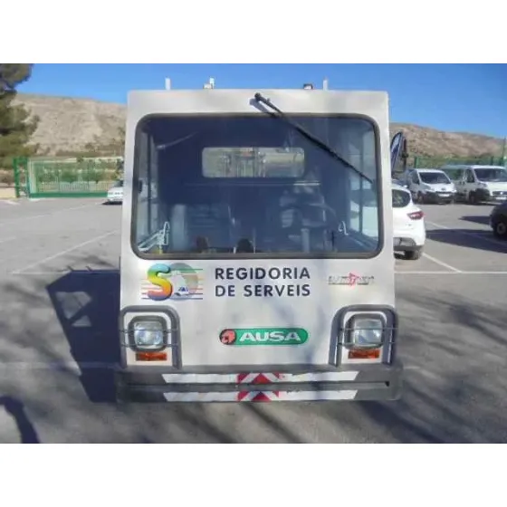 AUSA DV17 '1996 CHASIS CABINA BLANCO