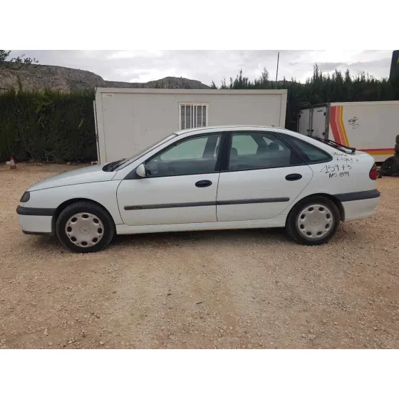 RENAULT LAGUNA (B56) '1999 RT BLANCO
