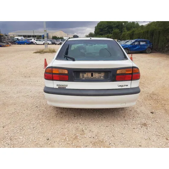 RENAULT LAGUNA (B56) '1999 RT BLANCO
