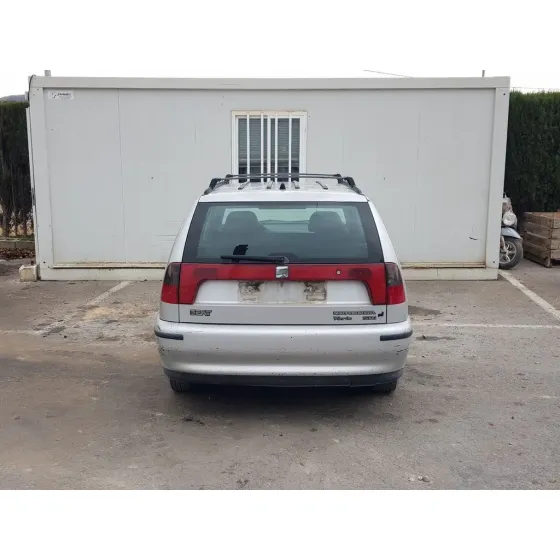 SEAT CORDOBA VARIO (6K5) '1998 SE GRIS
