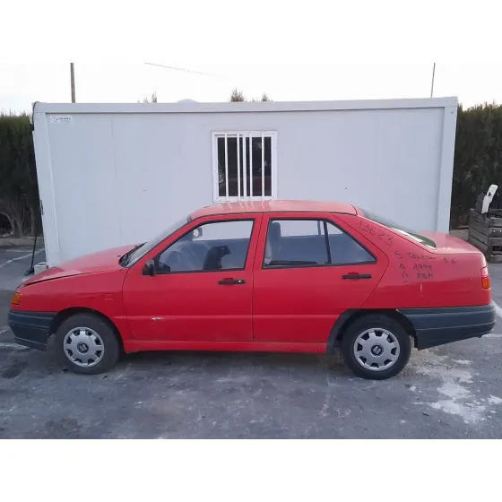 SEAT TOLEDO (1L) '1991 BASE ROJO
