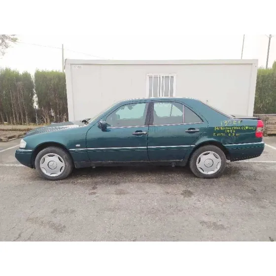 MERCEDES CLASE C (W202) BERLINA '1997 180 (202.018) VERDE