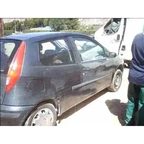 FIAT PUNTO BERLINA (188) '1999 1.2 8V ELX (I) GRIS OSCURO