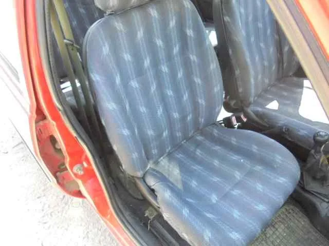 FORD FIESTA BERL./COURIER '1994 SURF ROJO