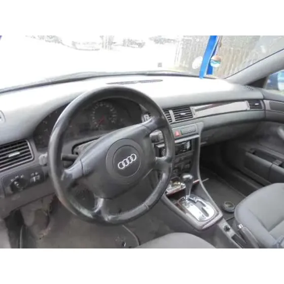 AUDI A6 BERLINA (4B2) '2000 1.8 T AZUL