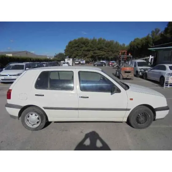 VOLKSWAGEN GOLF III BERLINA (1H1) '1994 CL BLANCO