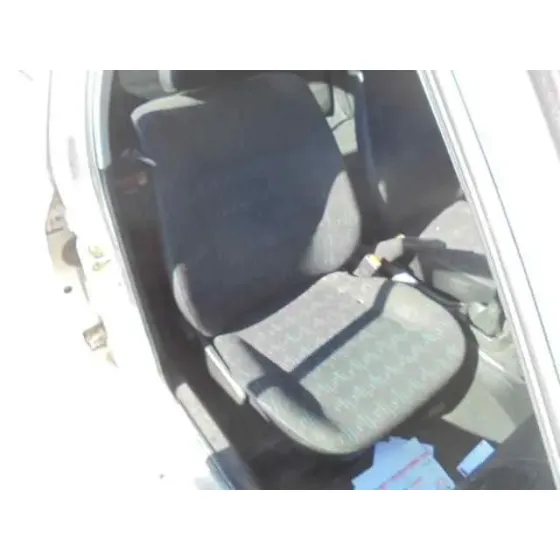 VOLKSWAGEN GOLF III BERLINA (1H1) '1994 CL BLANCO