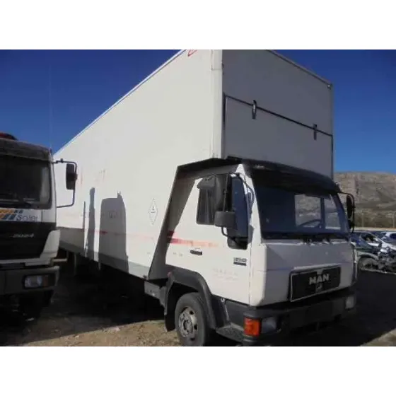 MAN 8.224 LC '1998 CHASIS CABINA BLANCO