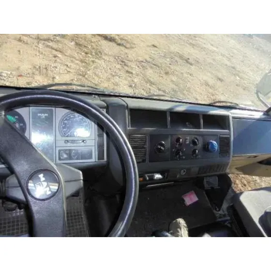 MAN 8.224 LC '1998 CHASIS CABINA BLANCO