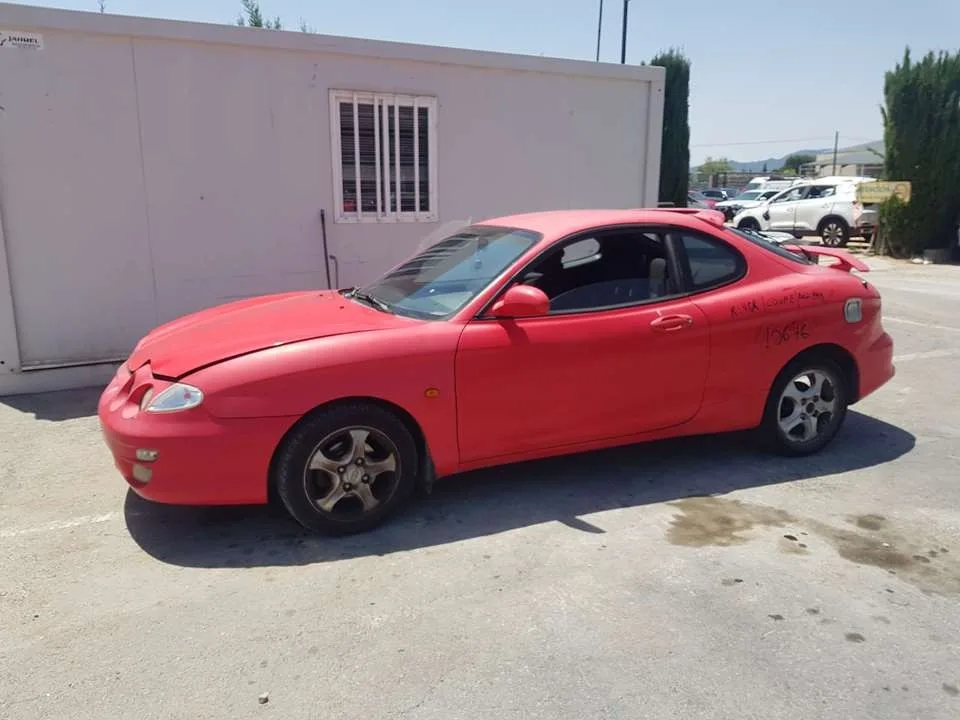 HYUNDAI COUPE (J2) '1999 1.6 FX COUPE ROJO