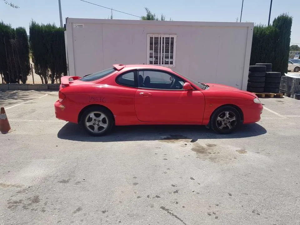 HYUNDAI COUPE (J2) '1999 1.6 FX COUPE ROJO