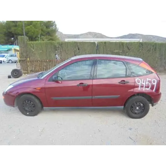 FORD FOCUS BERLINA (CAK) '1999 AMBIENTE GRANATE