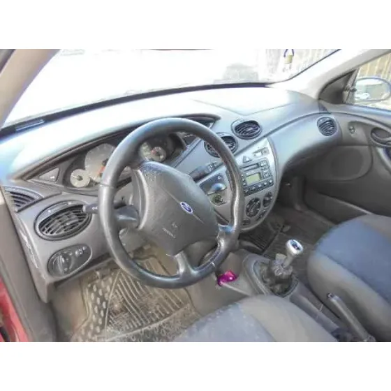 FORD FOCUS BERLINA (CAK) '1999 AMBIENTE GRANATE
