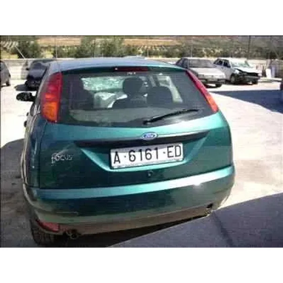 FORD FOCUS BERLINA (CAK) '1998 1.6 16V CAT VERDE