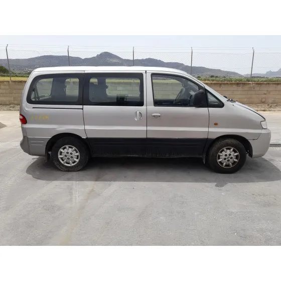 Hyundai H-1 / STAREX AUTOBUS (A1) 1997