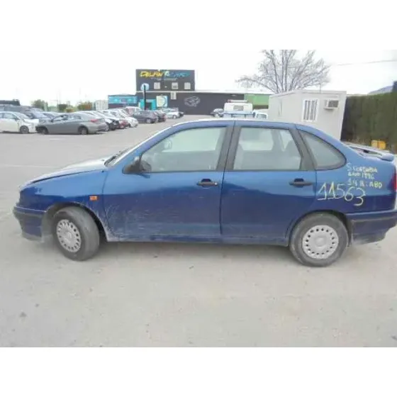 SEAT CORDOBA BERLINA (6K2) '1996 CLX AZUL