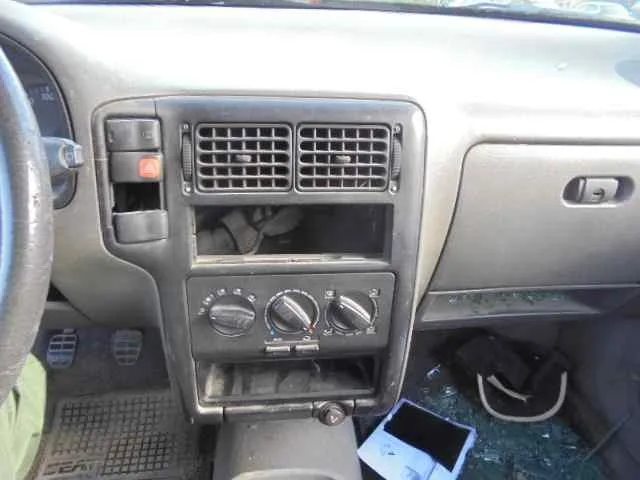SEAT AROSA (6H1) '1998 SELECT BLANCO