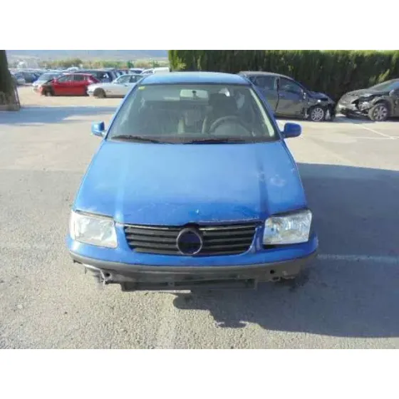 VOLKSWAGEN POLO BERLINA (6N2) '2000 CONCEPTLINE AZUL