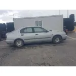 NISSAN PRIMERA BERLINA (P11) '1999 BASICO GRIS