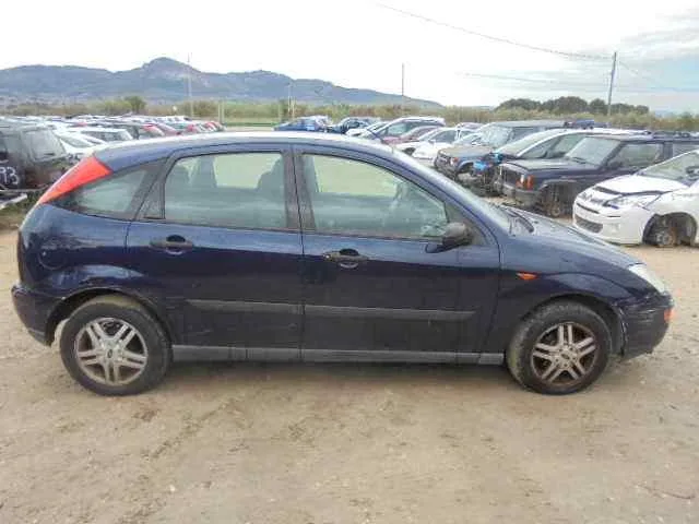 FORD FOCUS BERLINA (CAK) FORD FOCUS BERLINA (CAK) '1998 GHIA AZUL 1998