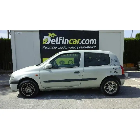 RENAULT CLIO II FASE I (B/CBO) '1999 1.9 D GRIS