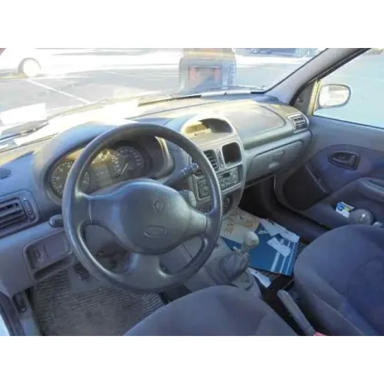 RENAULT CLIO II FASE I (B/CBO) '2000 1.2 ALIZE BLANCO