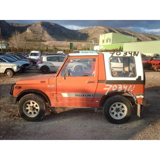 SUZUKI SAMURAI (SJ) '1988 * ROJO