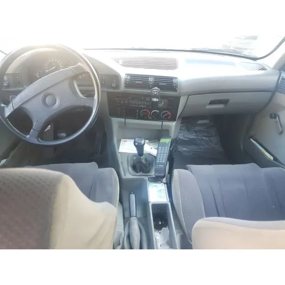BMW SERIE 5 BERLINA (E34) '1996 525TDS AZUL