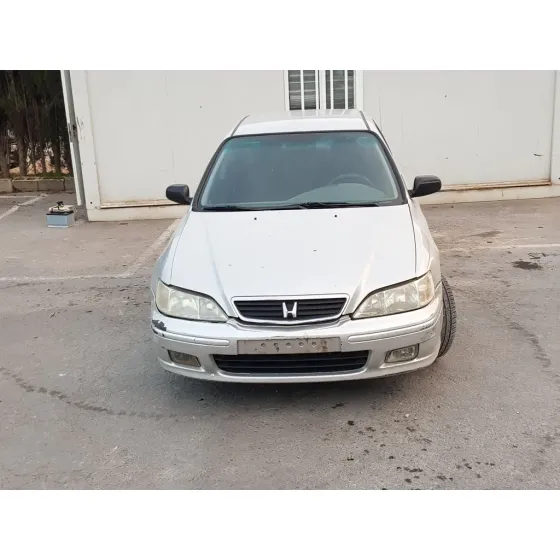 HONDA ACCORD BERLINA (CG7-9/CH1-7) '1999 1.8I LS (CG8) GRIS