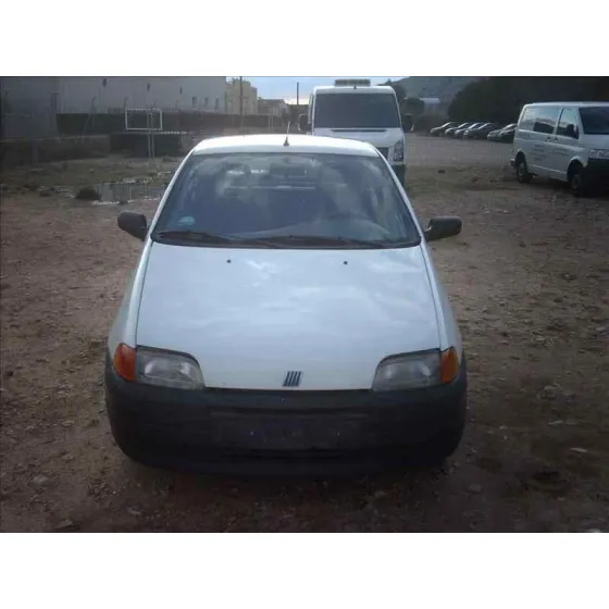 FIAT PUNTO BERLINA (176) '1997 55 S BLANCO