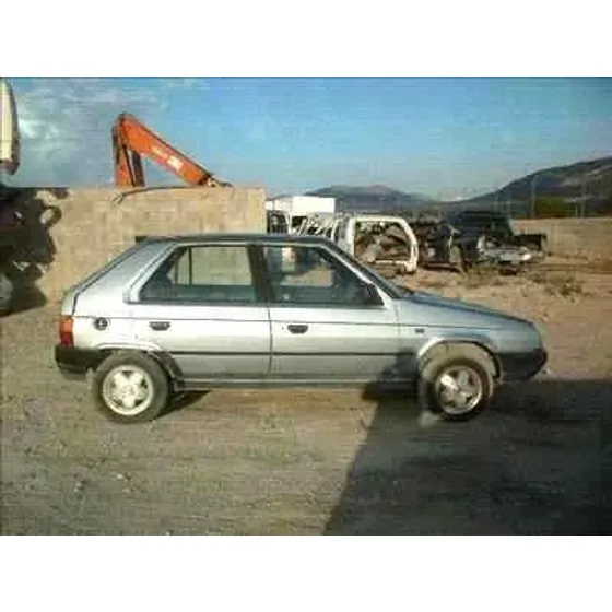 SKODA FAVORIT (781) '1988 GLX GRIS