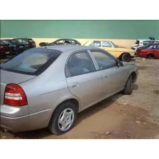 KIA SHUMA '1998 1.5 LS 4 BERLINA NO AFECTA