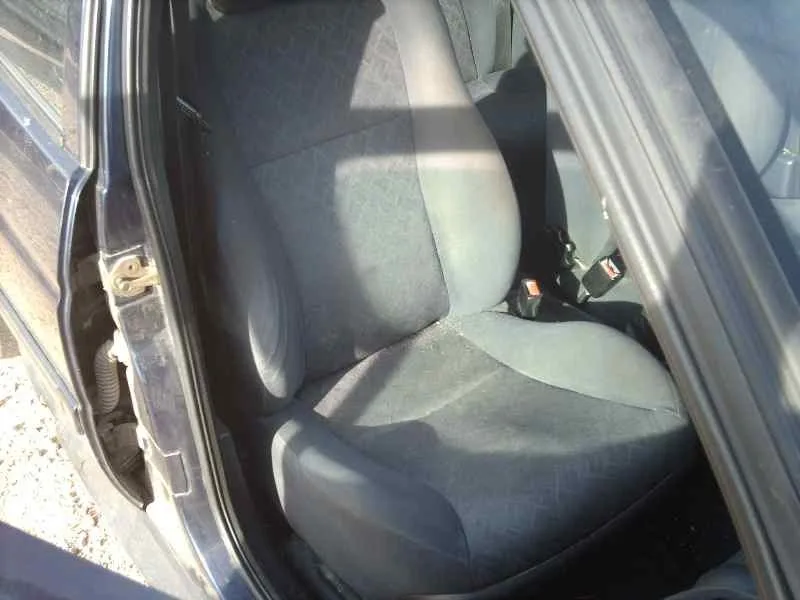FORD ESCORT BERL./TURNIER FORD ESCORT BERL./TURNIER '1998 BASICO BERLINA AZUL 1995