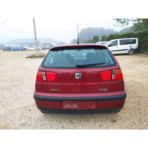 SEAT IBIZA (6K1) '2000 STELLA ROJO