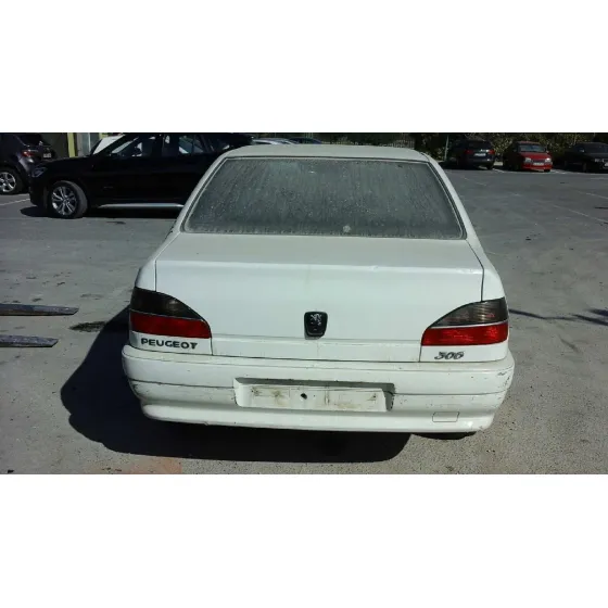 PEUGEOT 306 BERLINA 4 PUERTAS (S1) '1999 STYLE BLANCO