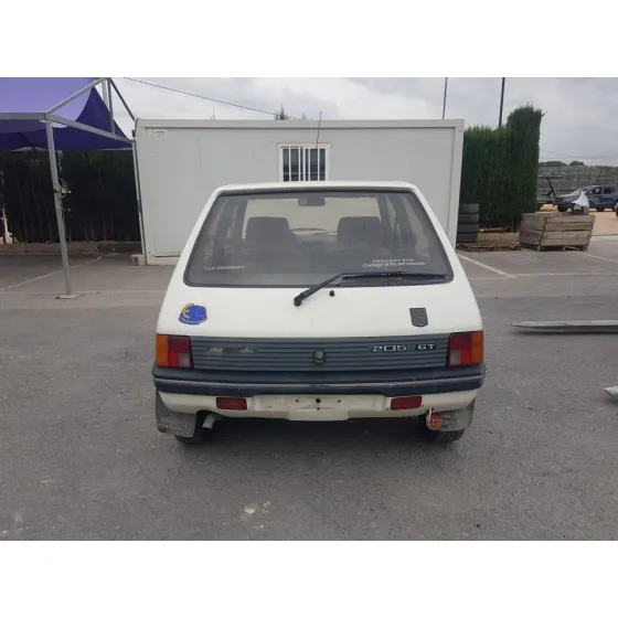 PEUGEOT 205 BERLINA '1989 1.4 GENERATION BLANCO