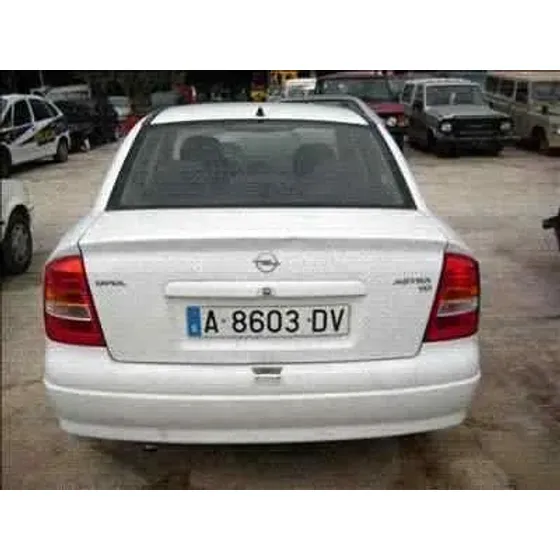 OPEL ASTRA G BERLINA '1998 1.7 TURBODIESEL CAT (X 17 DTL / 2H8) BLANCO